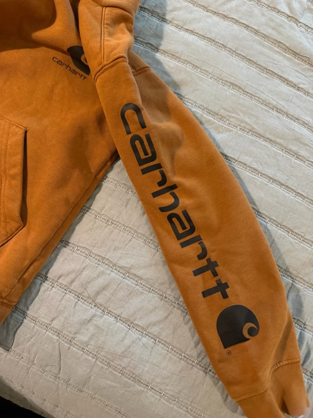 Carhartt Boy’s Brown‎ Hoodie Size Small 8/10 - Picture 5 of 8